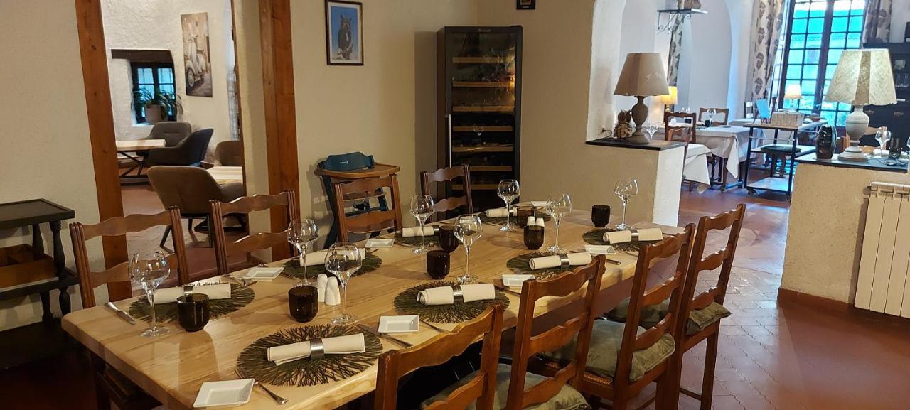 Logis Hostellerie Du Grand Duc Hotel Restaurant Gincla Экстерьер фото