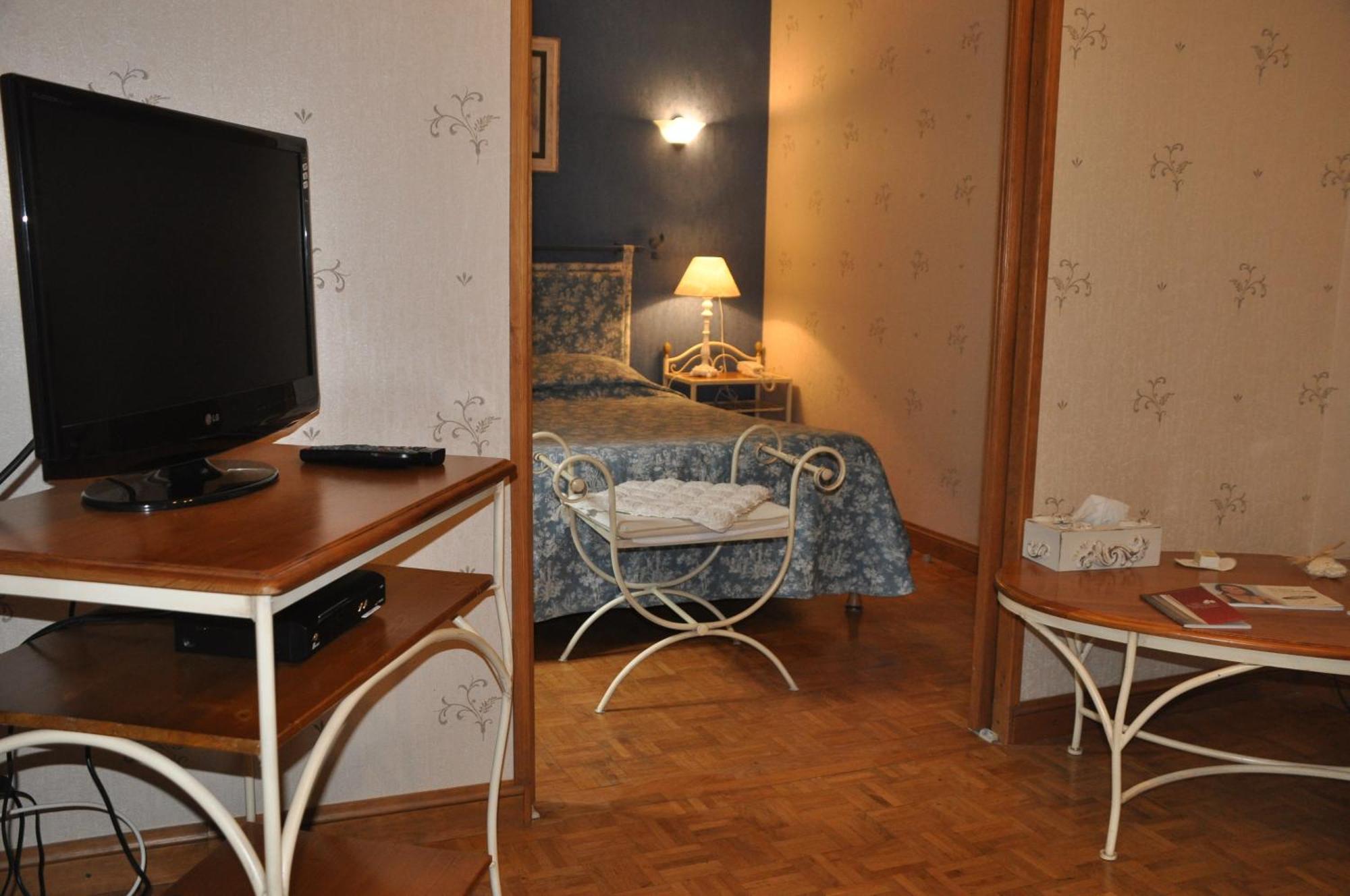 Logis Hostellerie Du Grand Duc Hotel Restaurant Gincla Экстерьер фото