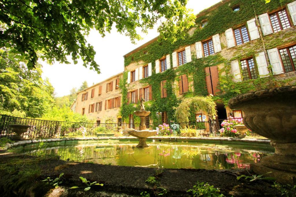 Logis Hostellerie Du Grand Duc Hotel Restaurant Gincla Экстерьер фото